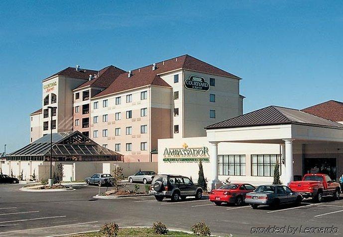 Courtyard By Marriott Erie Ambassador Conference Center Hotel Exterior foto